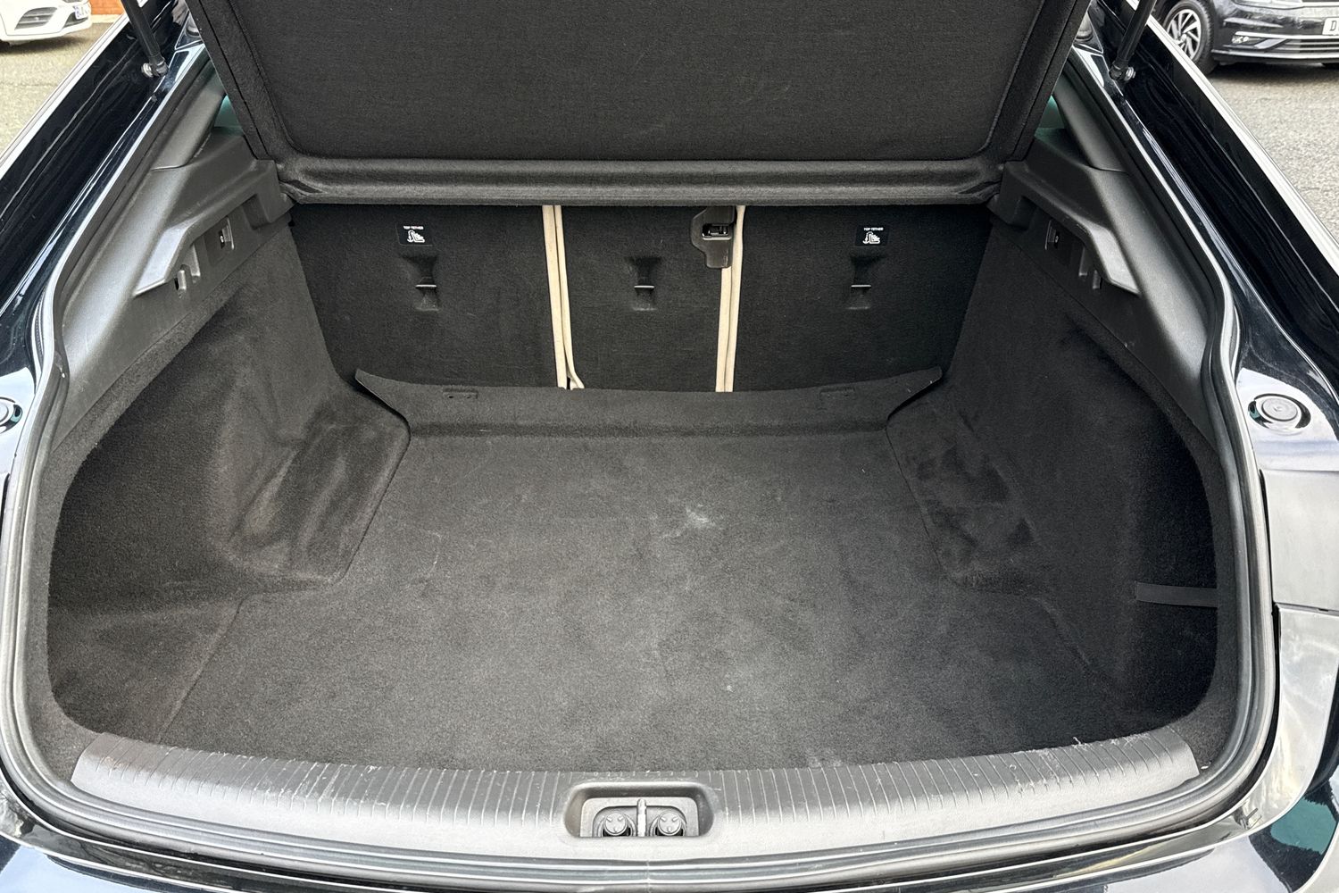 Used Vauxhall Insignia 2018 for sale - 77535468: Photo 8