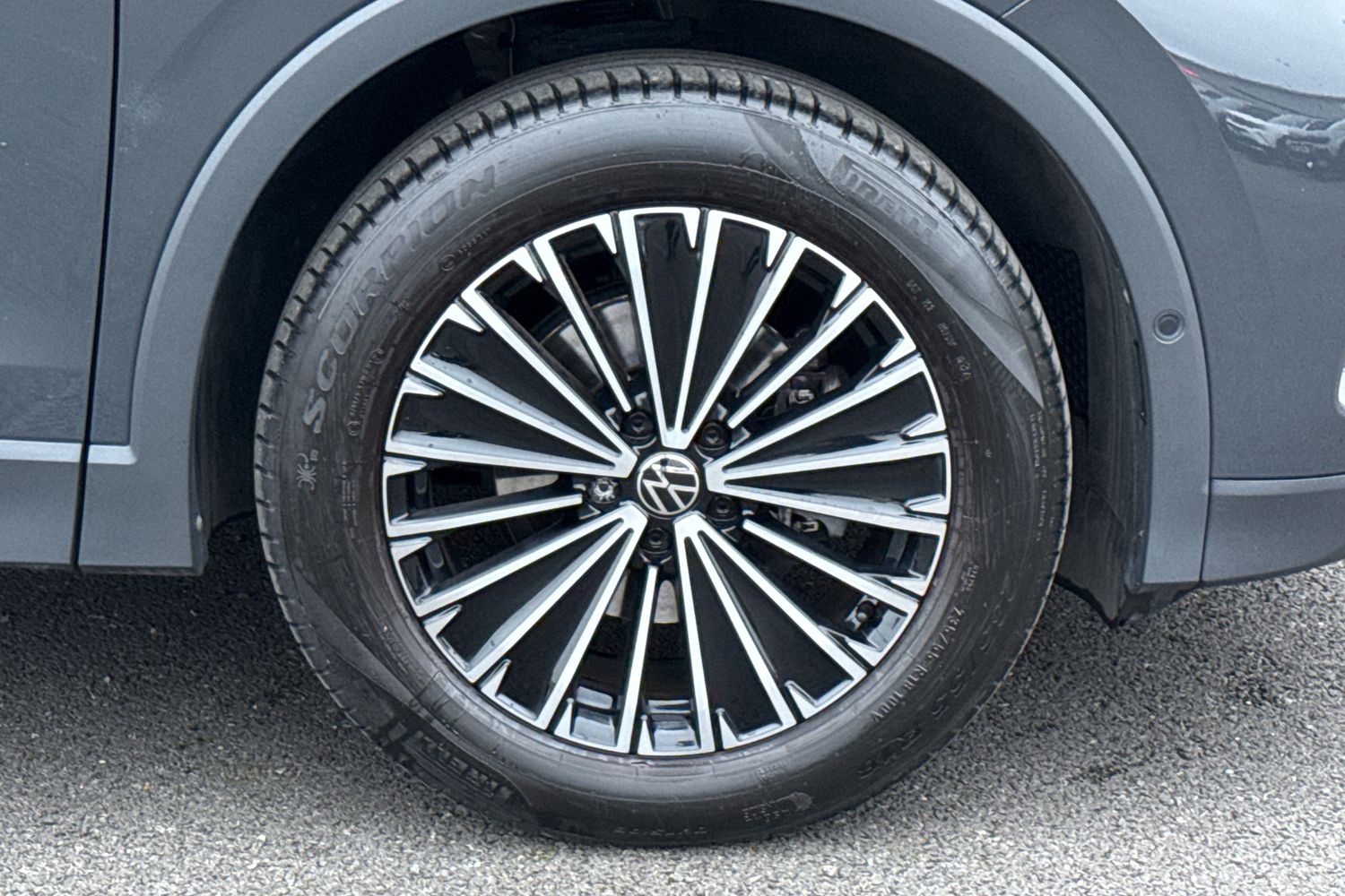 Used Volkswagen Tiguan 2024 for sale - 77429595: Photo 11