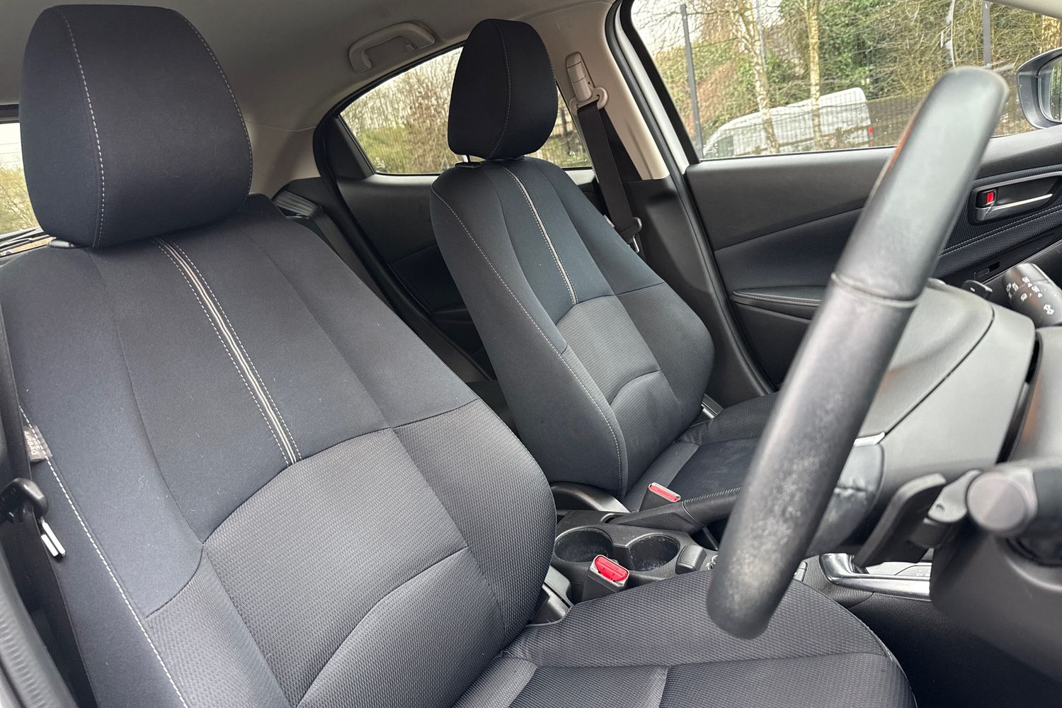 Used Mazda Mazda2 2022 for sale - 77812558: Photo 24