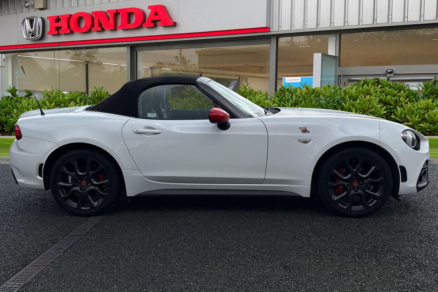 Used Abarth 124 Spider 2018 for sale - 78065226: Photo 3