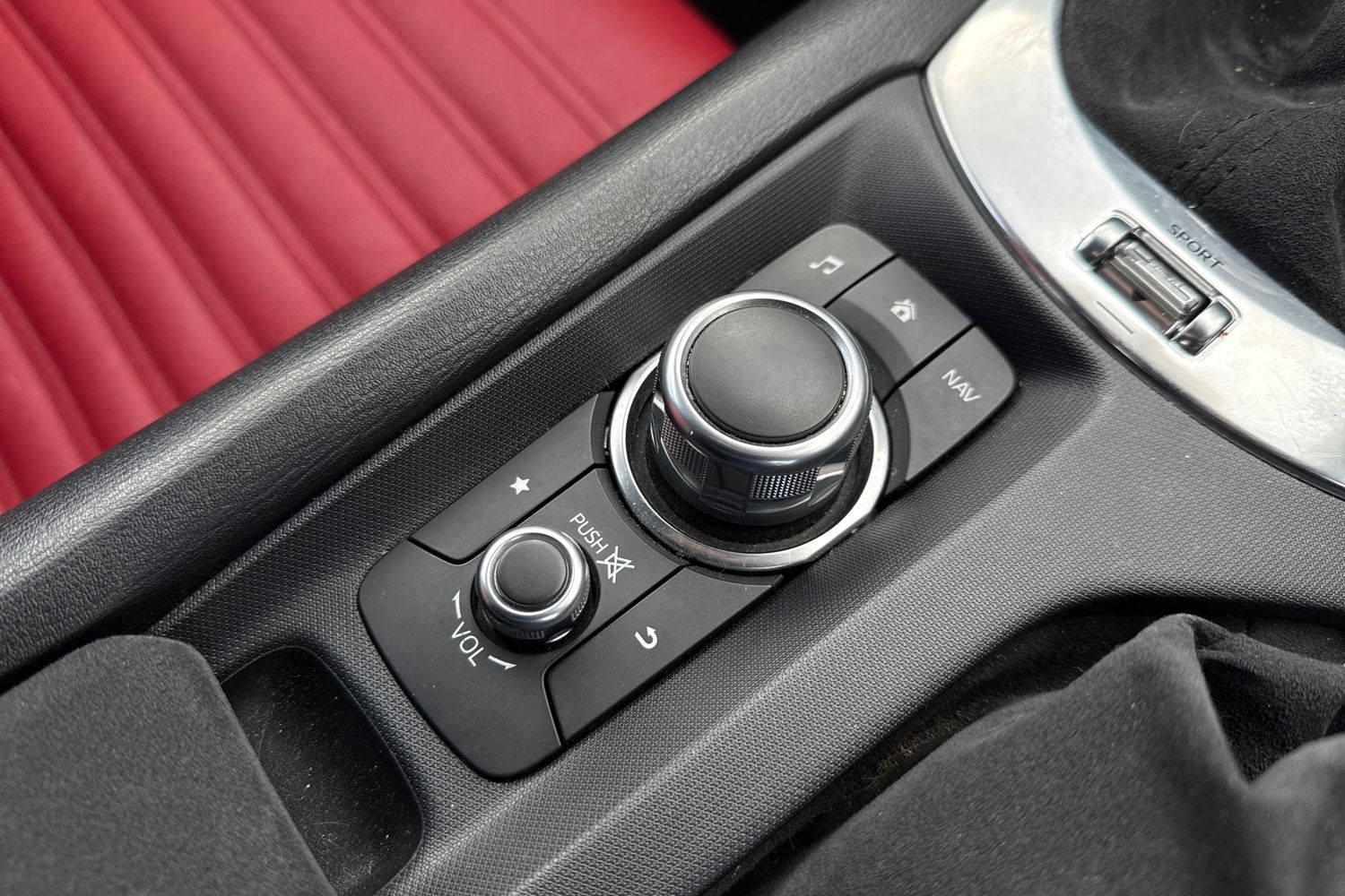 Used Abarth 124 Spider 2018 for sale - 78065226: Photo 44