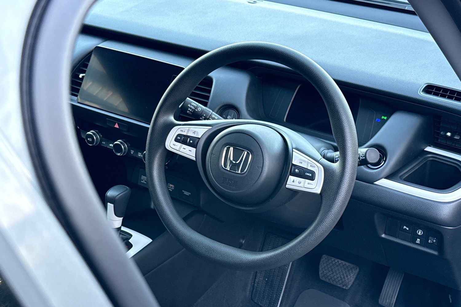 Used Honda Jazz 2023 for sale - 76641898: Photo 28