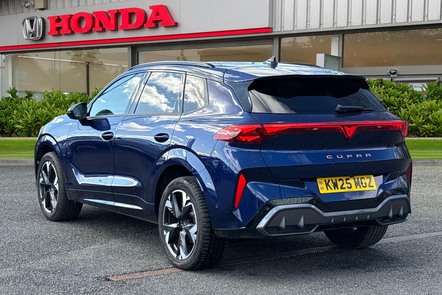 Used Cupra Terramar 2025 for sale - 78122408: Photo 2