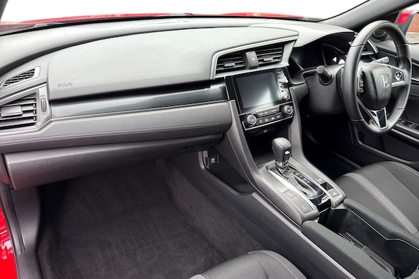 Used Honda Civic 2021 for sale - 76148965: Photo 16