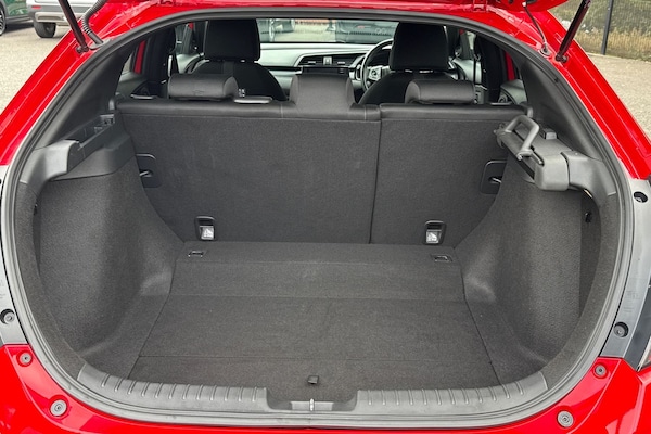 Used Honda Civic 2021 for sale - 76148965: Photo 9
