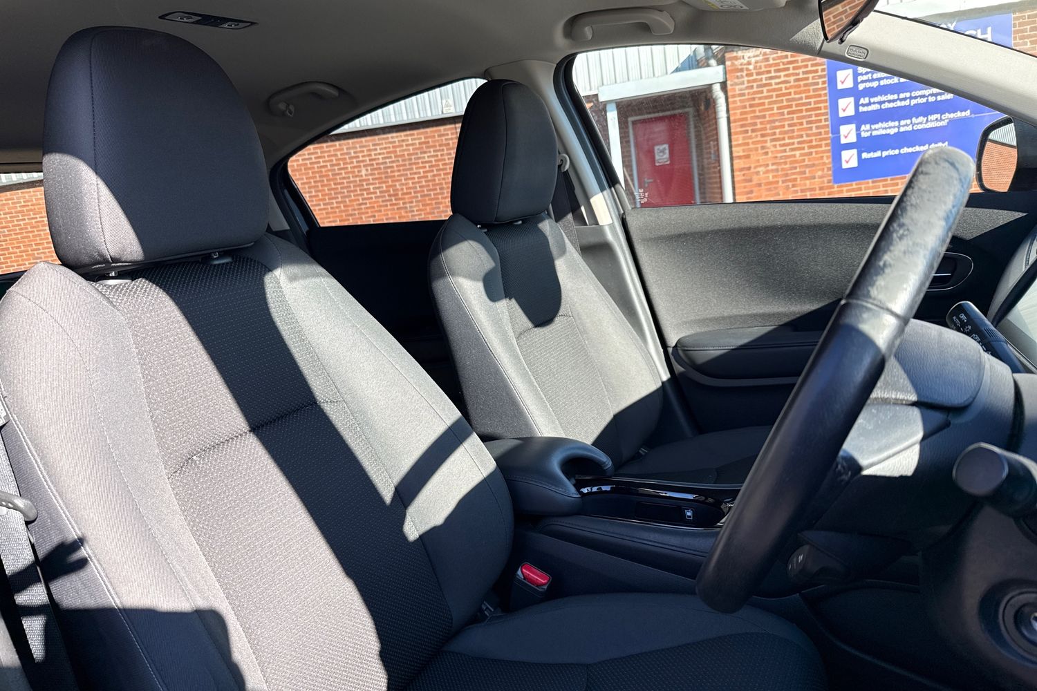 Used Honda HR-V 2018 for sale - 78154982: Photo 24