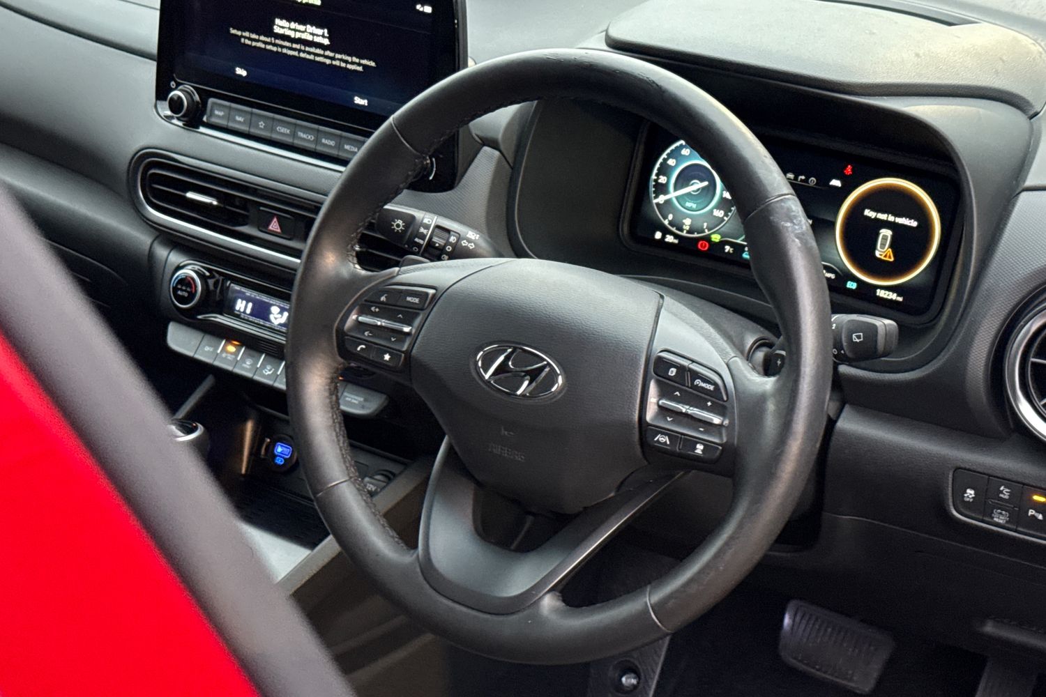 Used Hyundai KONA 2022 for sale - 76851829: Photo 32