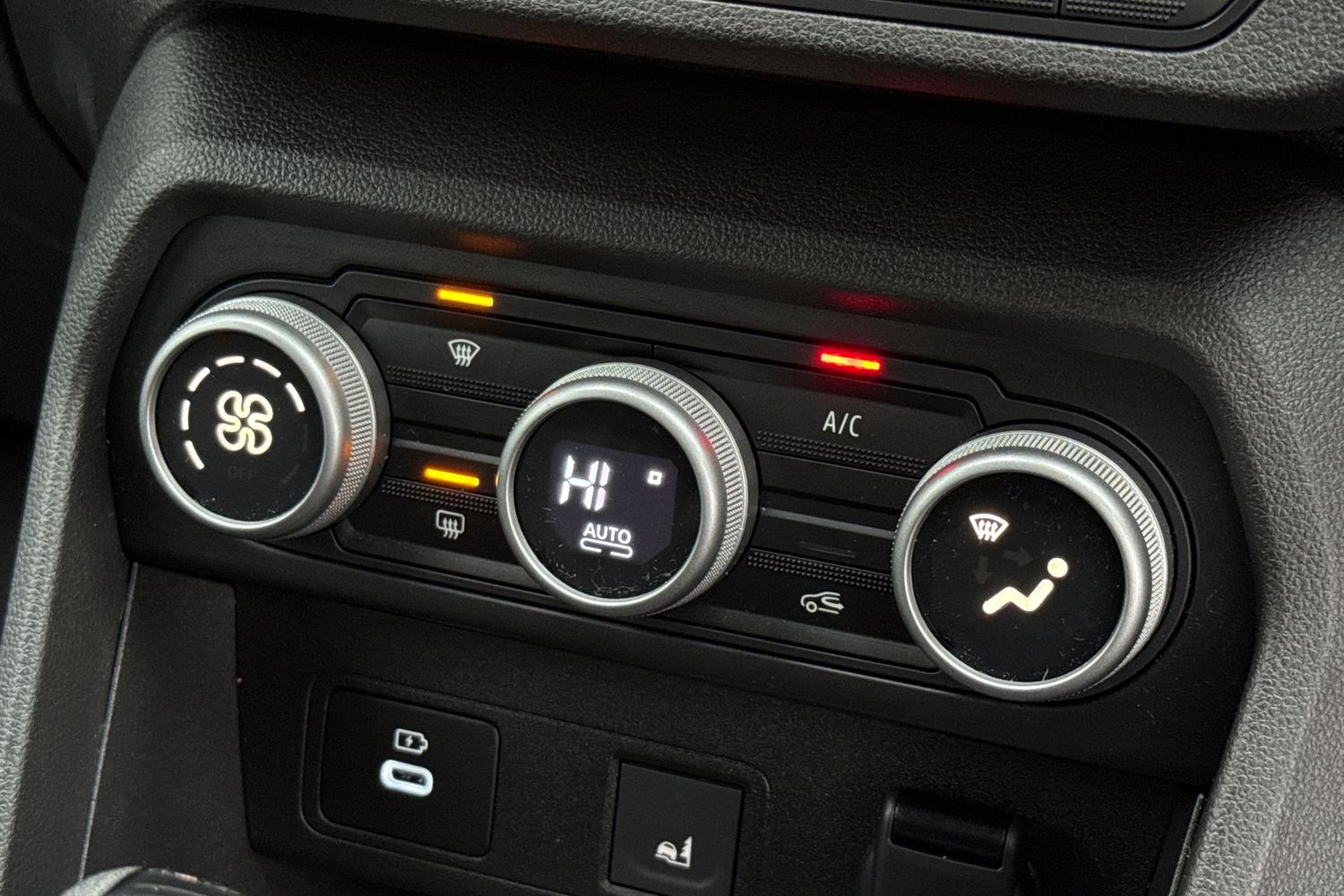 Used Dacia Jogger 2024 for sale - 77382260: Photo 21