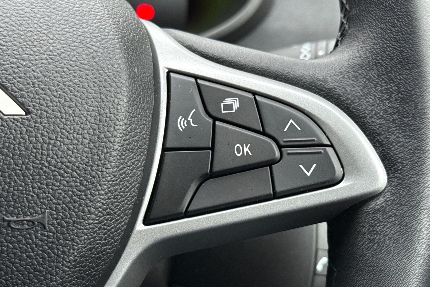 Used Dacia Jogger 2024 for sale - 77382260: Photo 41