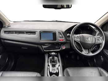 Used Honda HR-V 2018 for sale - 76546226: Photo