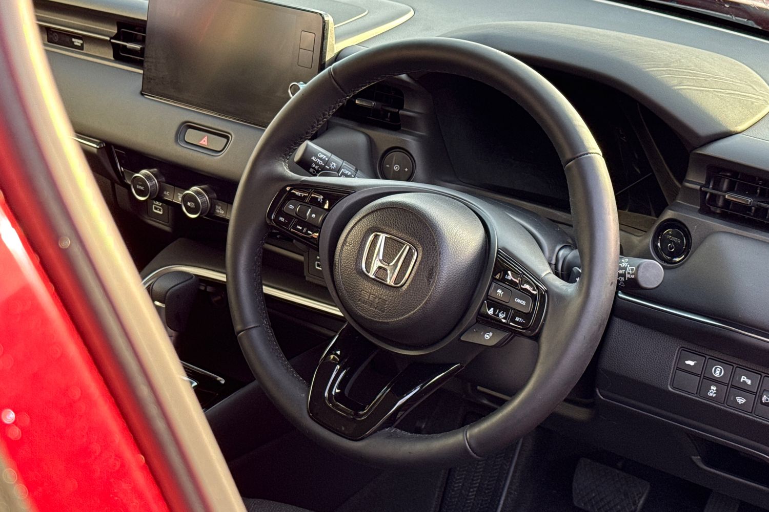 Used Honda HR-V 2024 for sale - 76863235: Photo 30