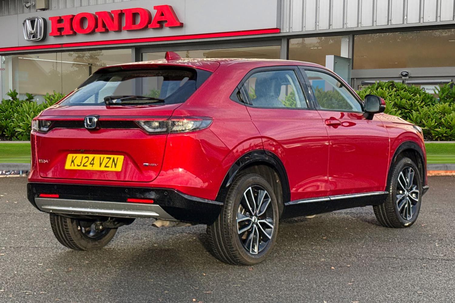 Used Honda HR-V 2024 for sale - 76863235: Photo 8