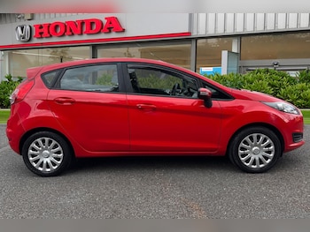Used Ford Fiesta 2014 for sale - 79073156: Photo