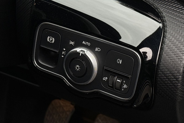 Used Mercedes-Benz A-Class 2020 for sale - 76081983: Photo 32