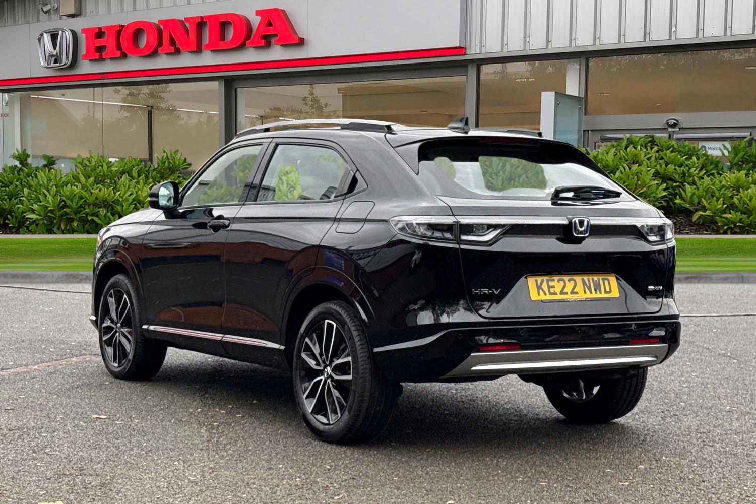 Used Honda HR-V 2022 for sale - 76480940: Photo 2