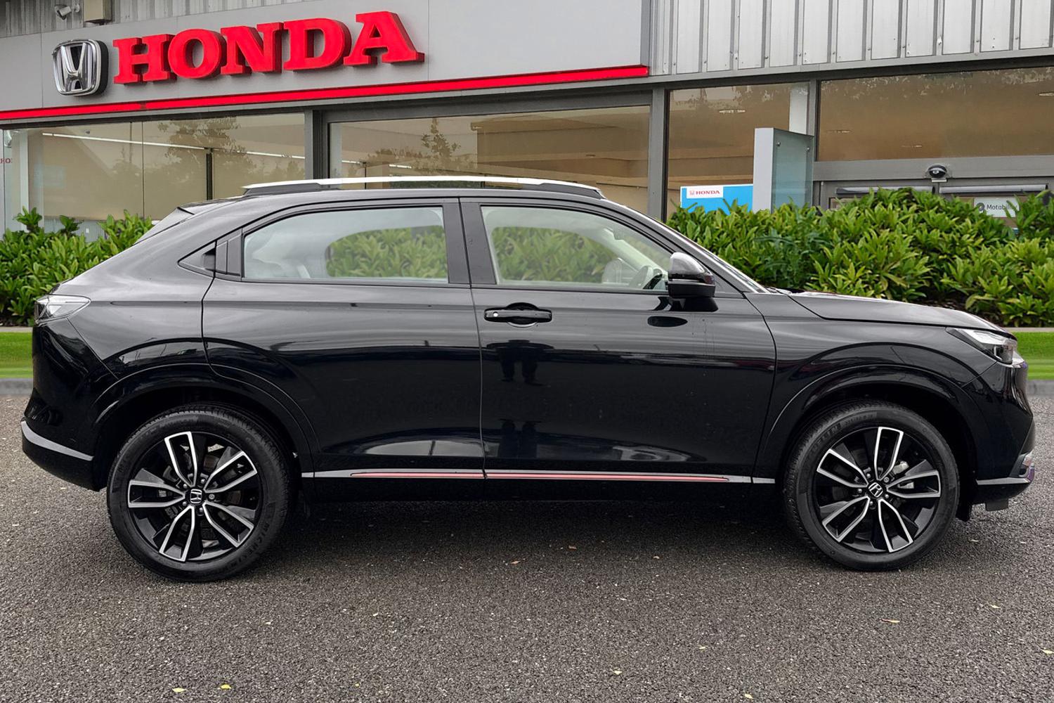 Used Honda HR-V 2022 for sale - 76480940: Photo 3