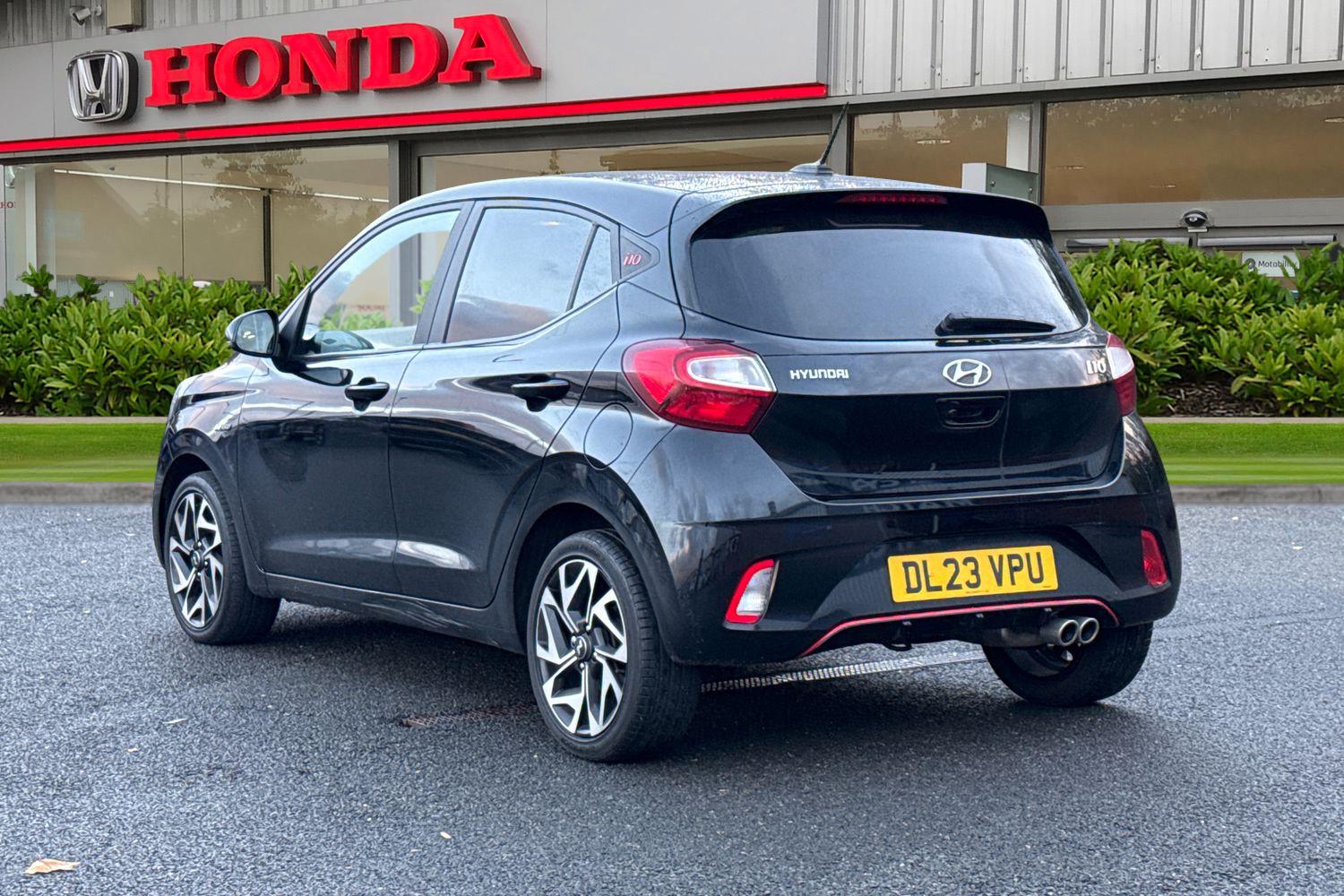 Used Hyundai i10 2023 for sale - 76405865: Photo 2