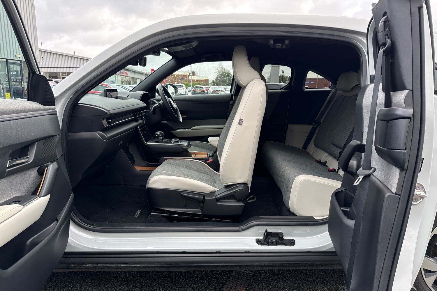 Used Mazda MX-30 2024 for sale - 77904510: Photo 35