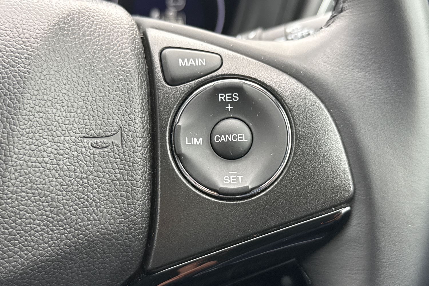 Used Honda HR-V 2017 for sale - 76564728: Photo 37