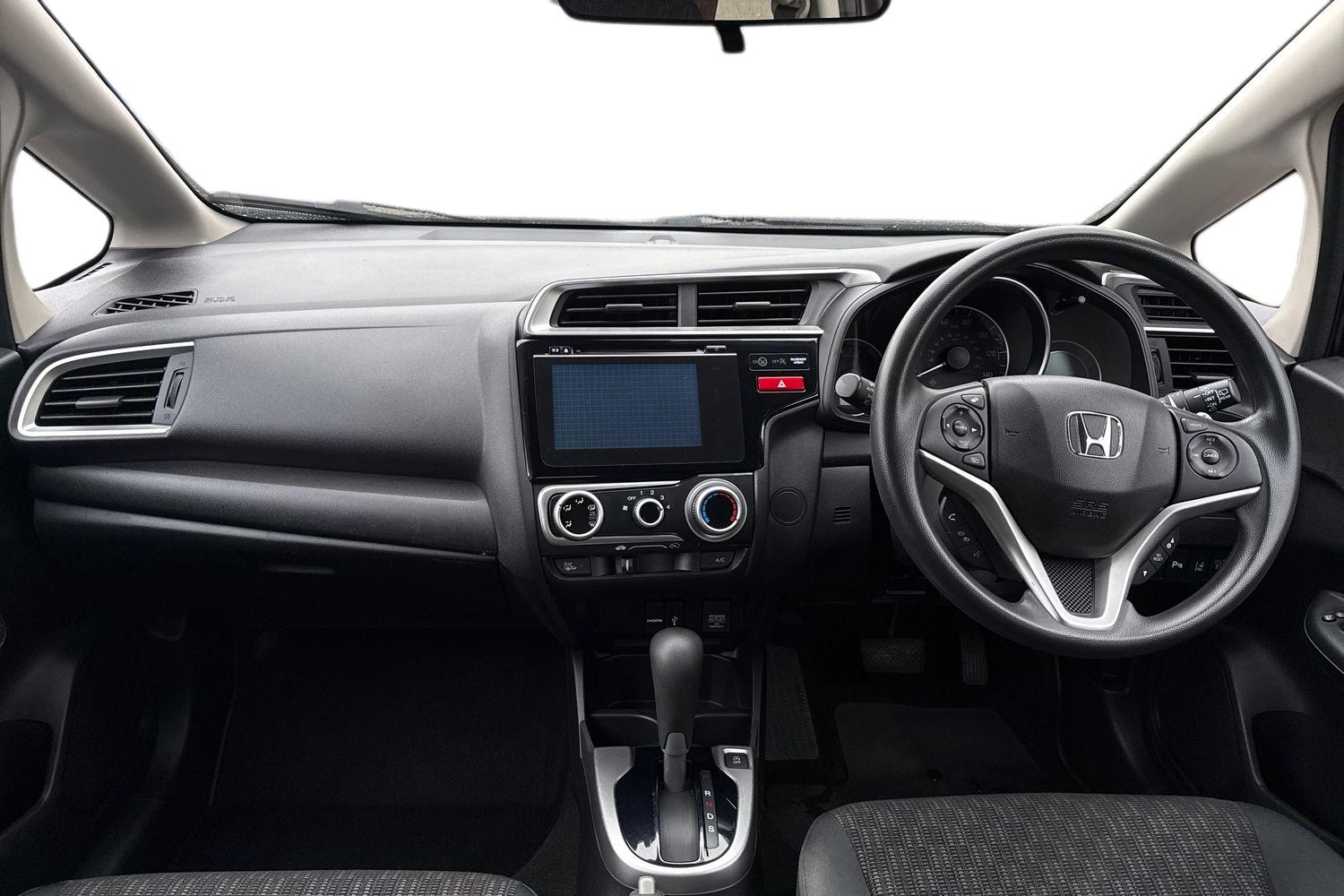 Used Honda Jazz 2017 for sale - 76820075: Photo 16