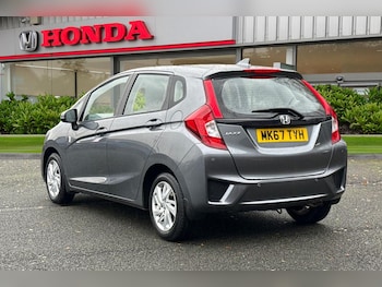 Used Honda Jazz 2017 for sale - 76820075: Photo