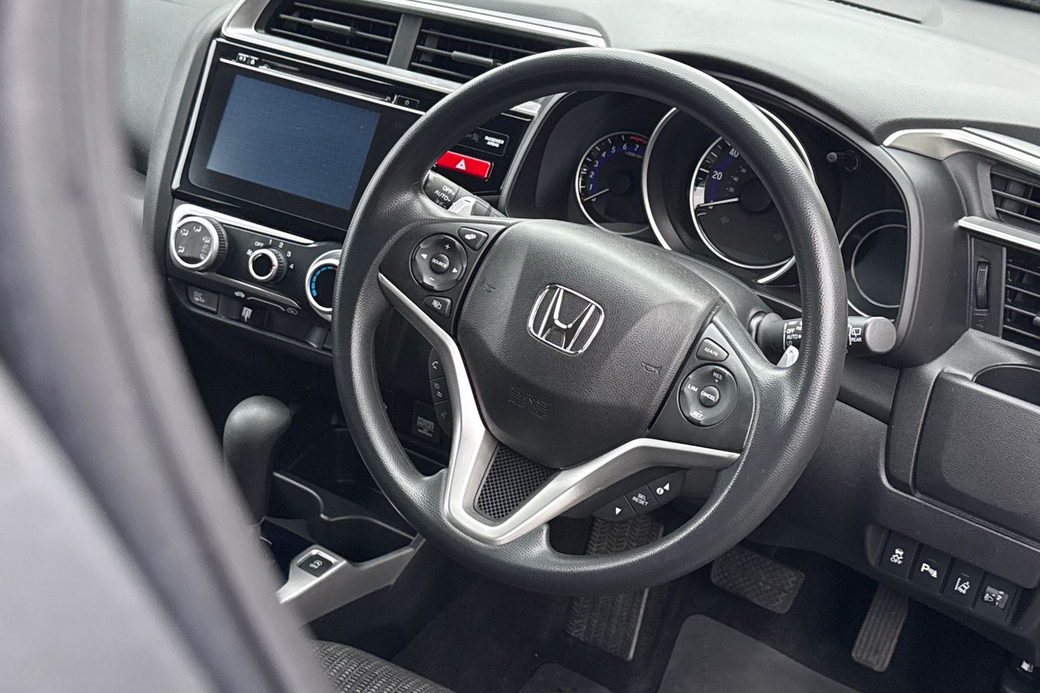 Used Honda Jazz 2017 for sale - 76820075: Photo 33