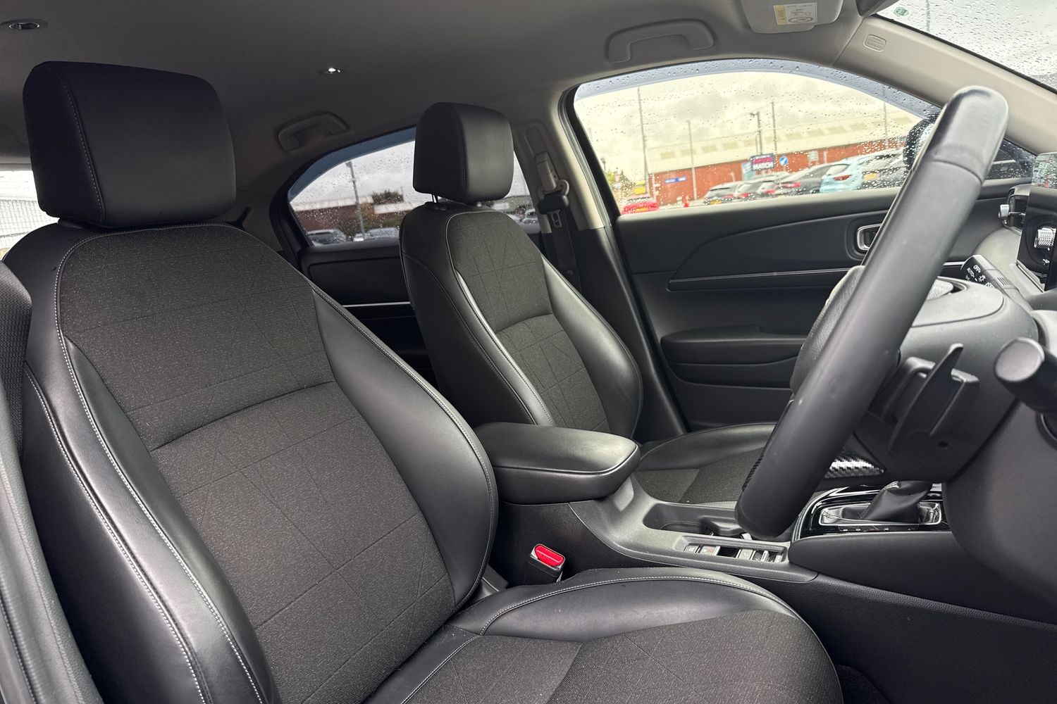 Used Honda HR-V 2022 for sale - 76330825: Photo 24