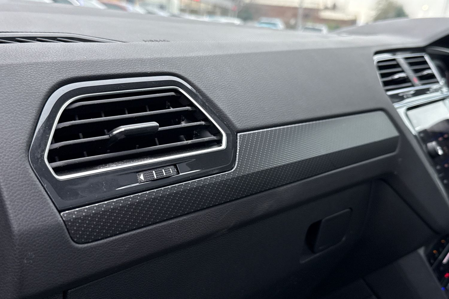 Used Volkswagen Tiguan 2022 for sale - 77429479: Photo 39