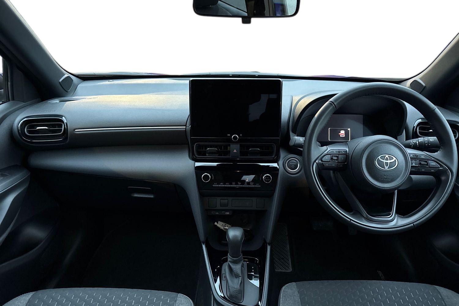 Used Toyota Yaris Cross 2024 for sale - 77152469: Photo 17