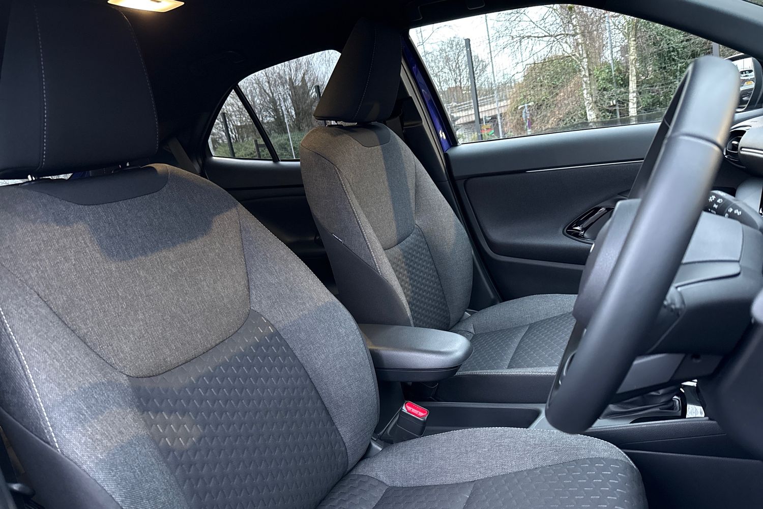 Used Toyota Yaris Cross 2024 for sale - 77152469: Photo 24