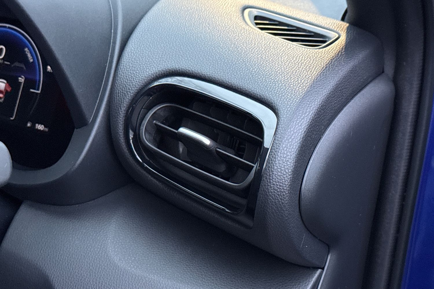 Used Toyota Yaris Cross 2024 for sale - 77152469: Photo 31