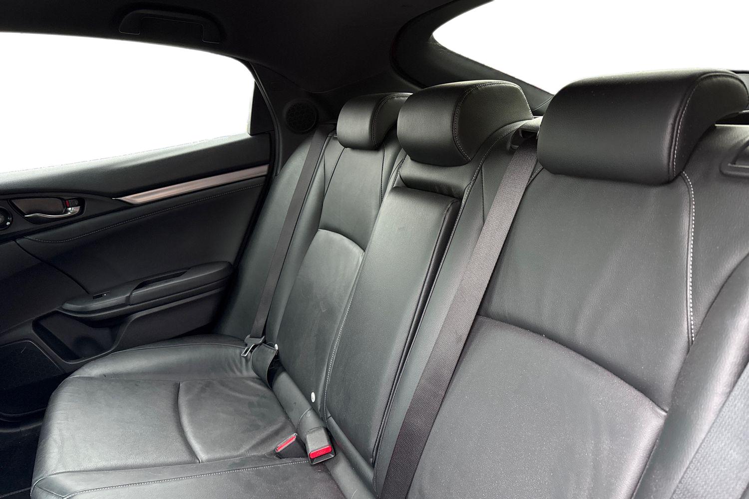 Used Honda Civic 2017 for sale - 76469314: Photo 18