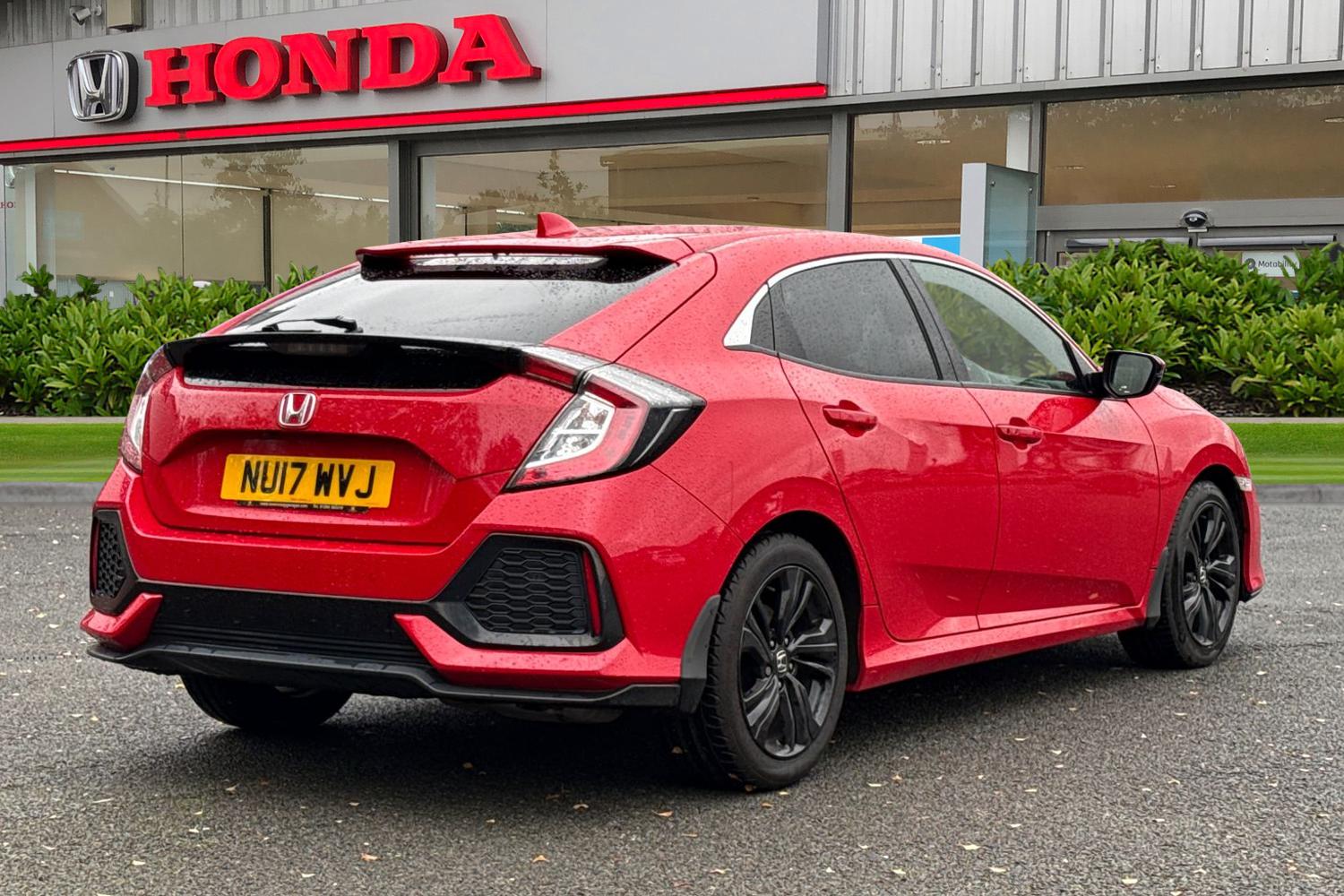 Used Honda Civic 2017 for sale - 76469314: Photo 8