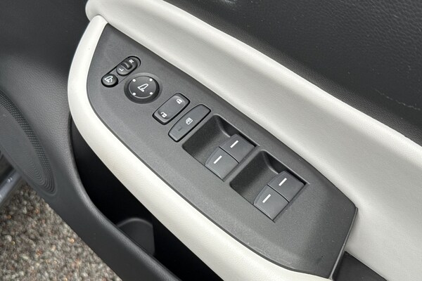 Used Honda Jazz 2022 for sale - 76186058: Photo 23