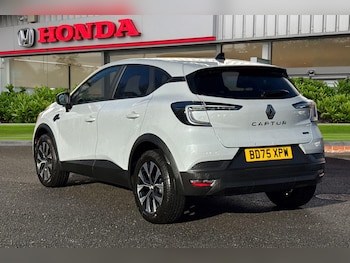 Used Renault Captur 2025 for sale - 77649341: Photo