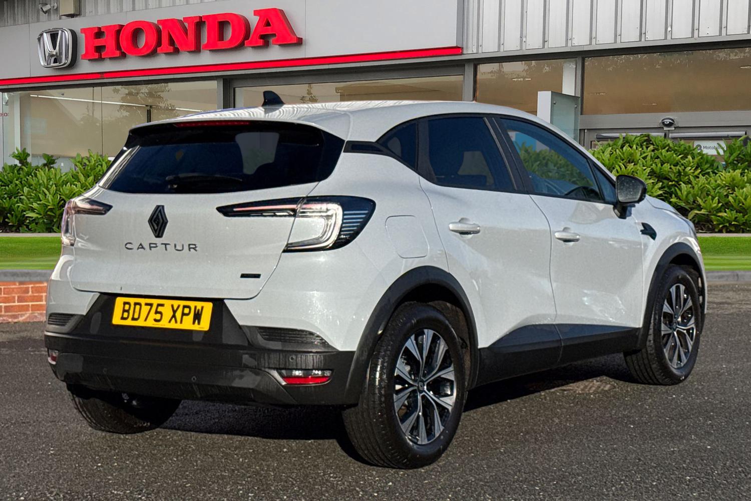 Used Renault Captur 2025 for sale - 77649341: Photo 8