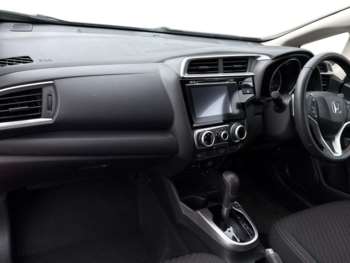 Used Honda Jazz 2020 for sale - 75096115: Photo