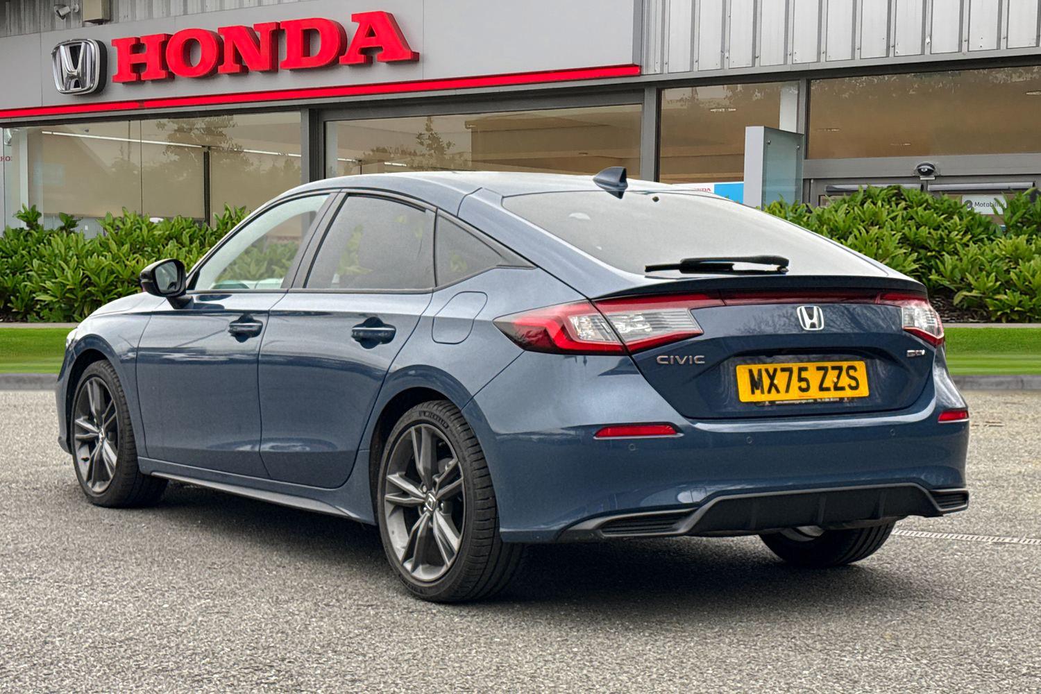 Used Honda Civic 2025 for sale - 78092019: Photo 2