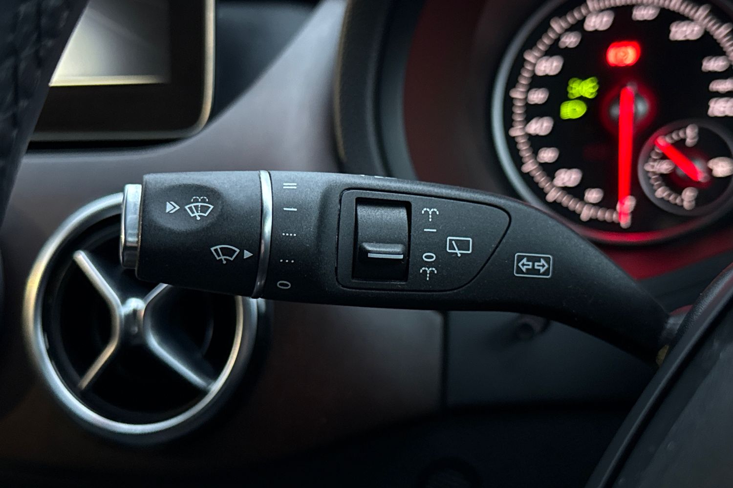 Used Mercedes-Benz B Class 2018 for sale - 76481110: Photo 29