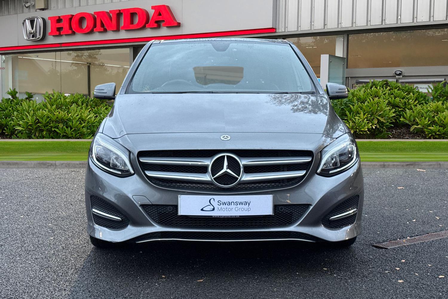 Used Mercedes-Benz B Class 2018 for sale - 76481110: Photo 4