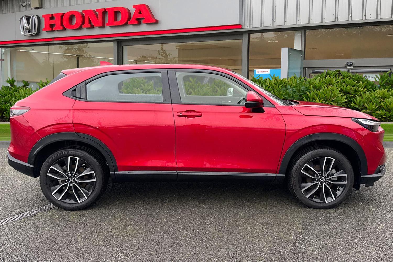 Used Honda HR-V 2024 for sale - 77161350: Photo 3