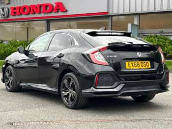 Used Honda Civic 2018 for sale - 75428047: Photo