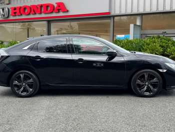 Used Honda Civic 2018 for sale - 75428047: Photo