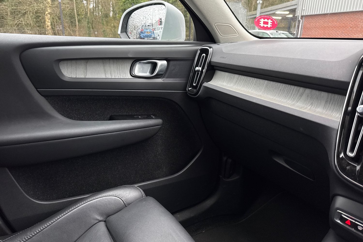 Used Volvo XC40 2021 for sale - 77451068: Photo 41