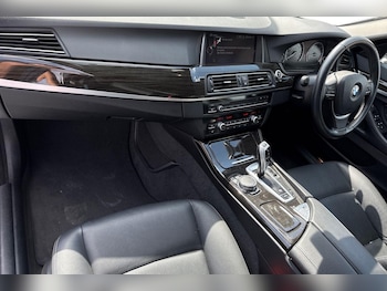 Used BMW 5 Series 2015 for sale - 79526553: Photo