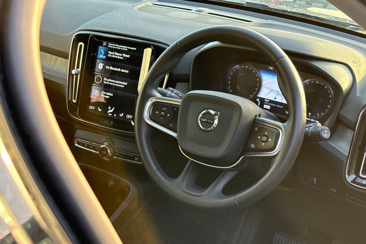 Used Volvo XC40 2021 for sale - 76863279: Photo 31