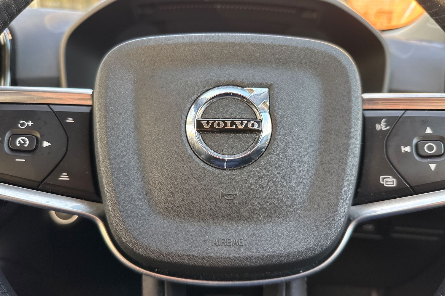 Used Volvo XC40 2021 for sale - 76863279: Photo 38