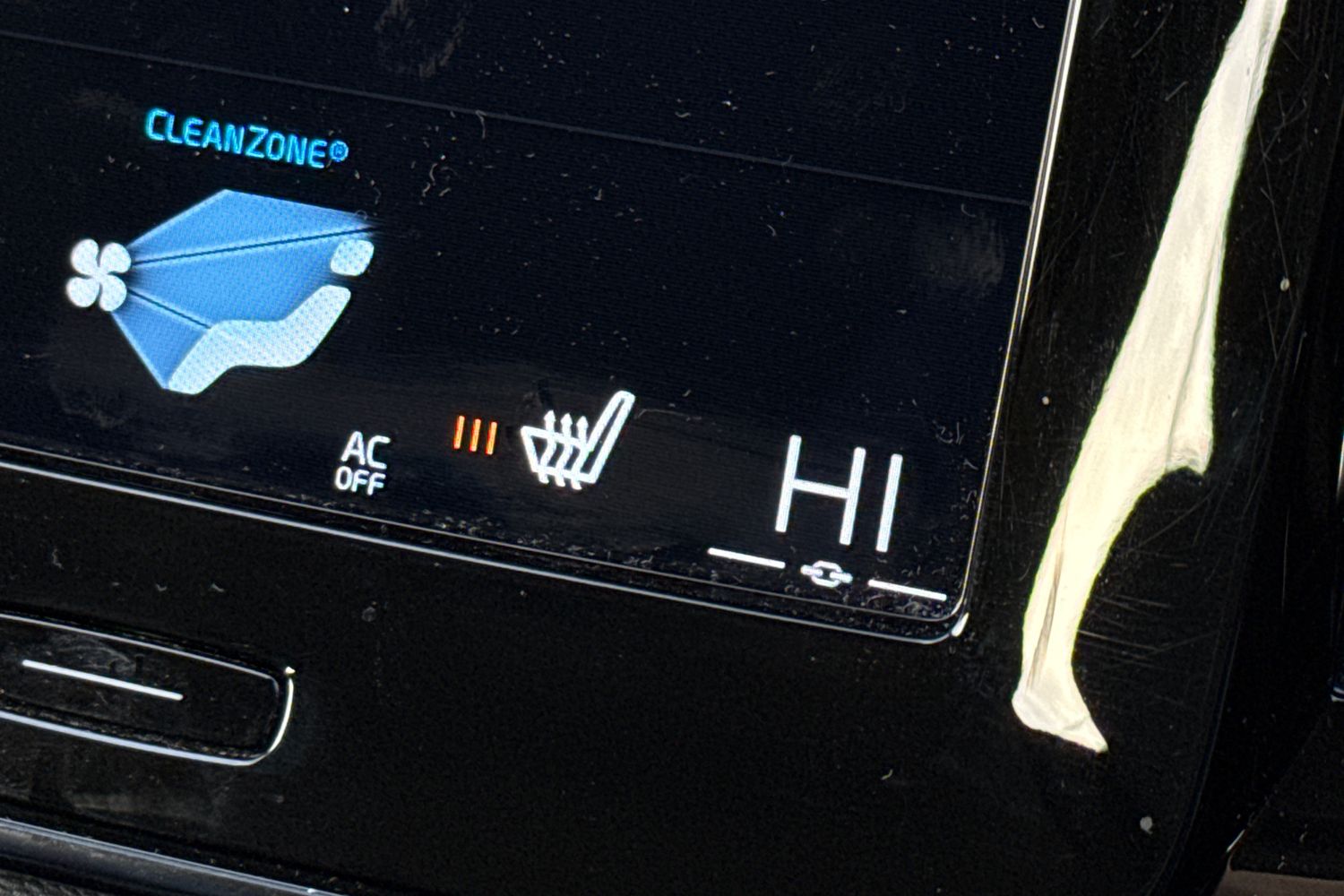 Used Volvo XC40 2021 for sale - 76863279: Photo 45