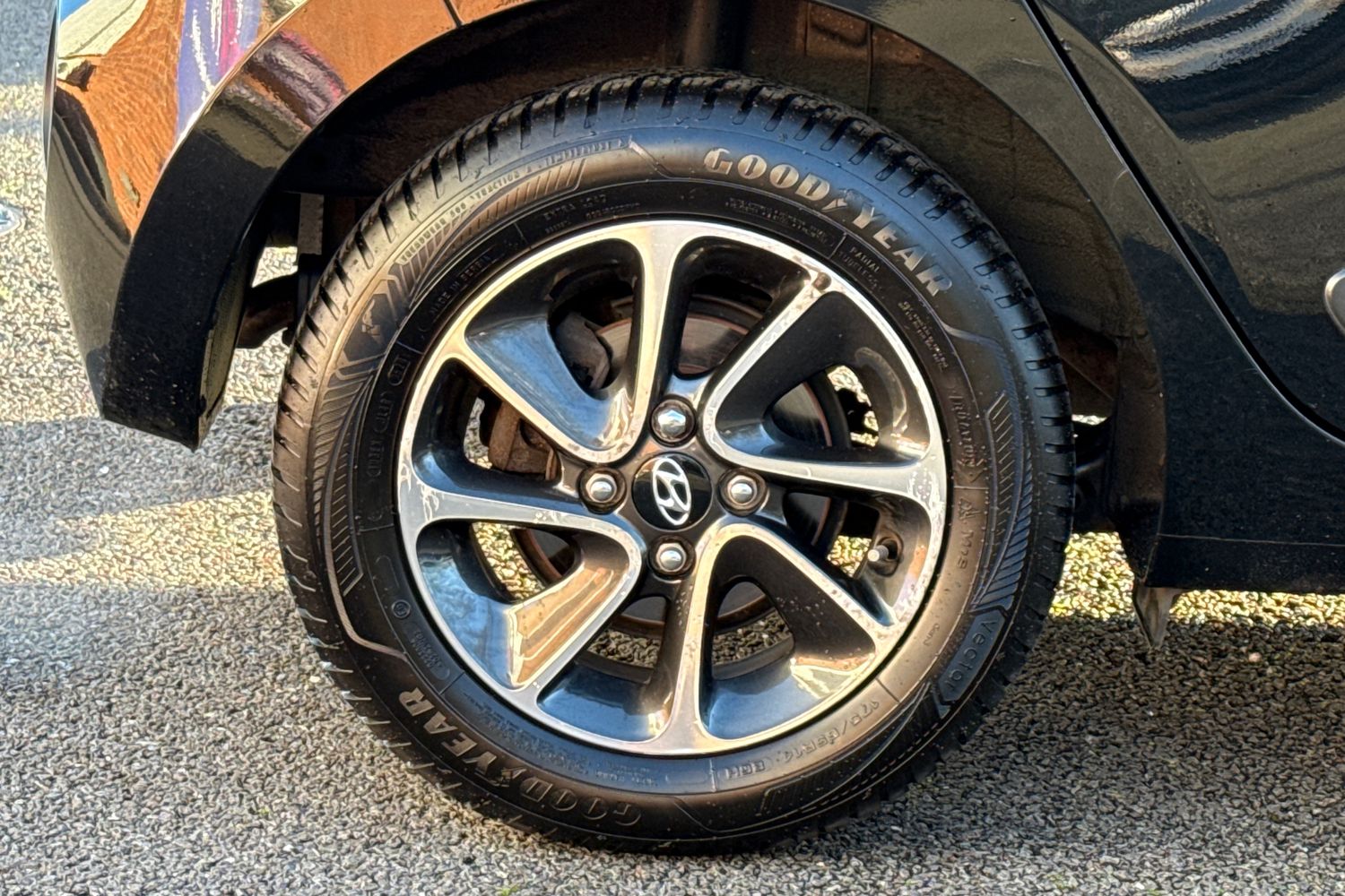 Used Hyundai i10 2018 for sale - 77088630: Photo 12