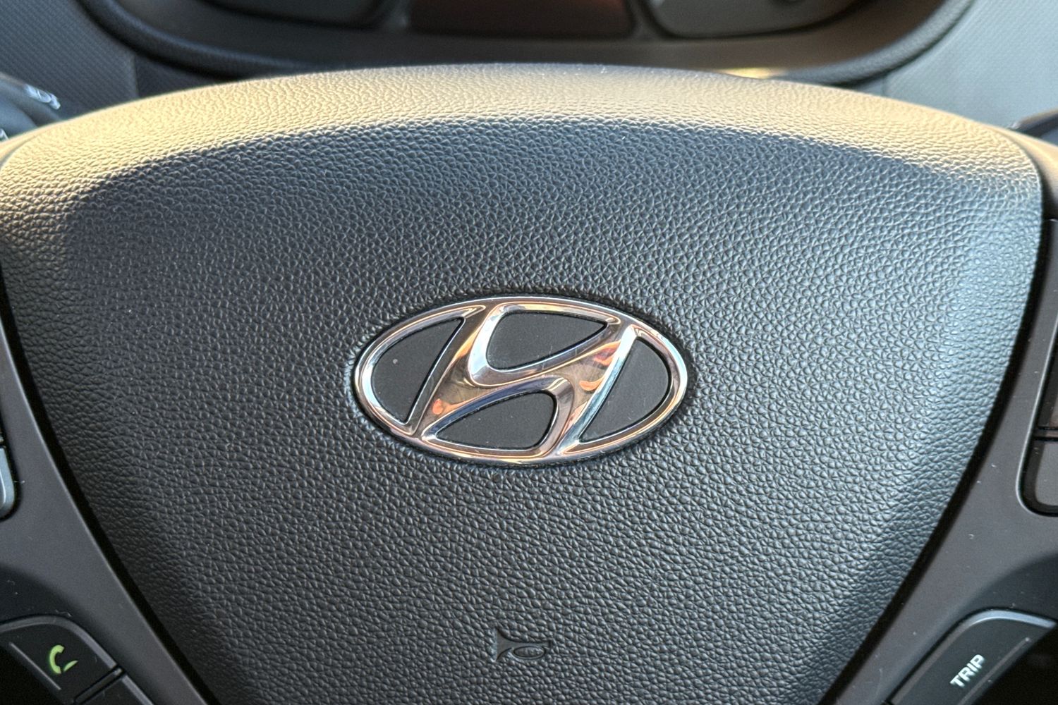 Used Hyundai i10 2018 for sale - 77088630: Photo 31